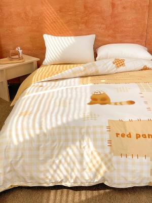 Warm-toned Adorable Raccoon Duvet Cover Warm-toned Adorable Raccoon Duvet Cover