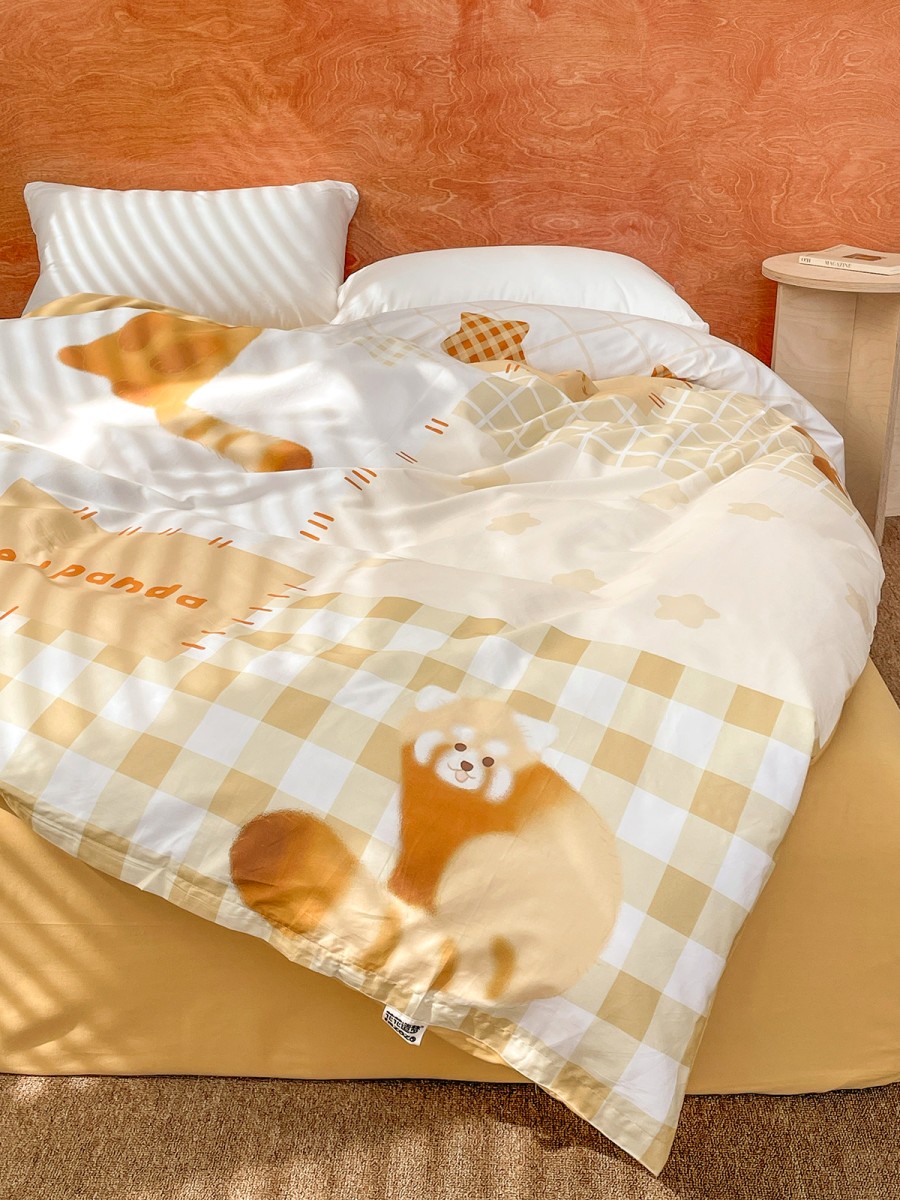 Warm-toned Adorable Raccoon Duvet Cover - Image 5