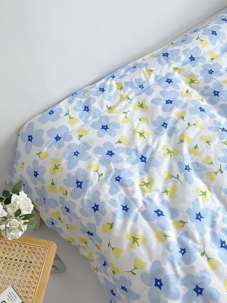 Fresh Floral Duvet Cover - Image 4