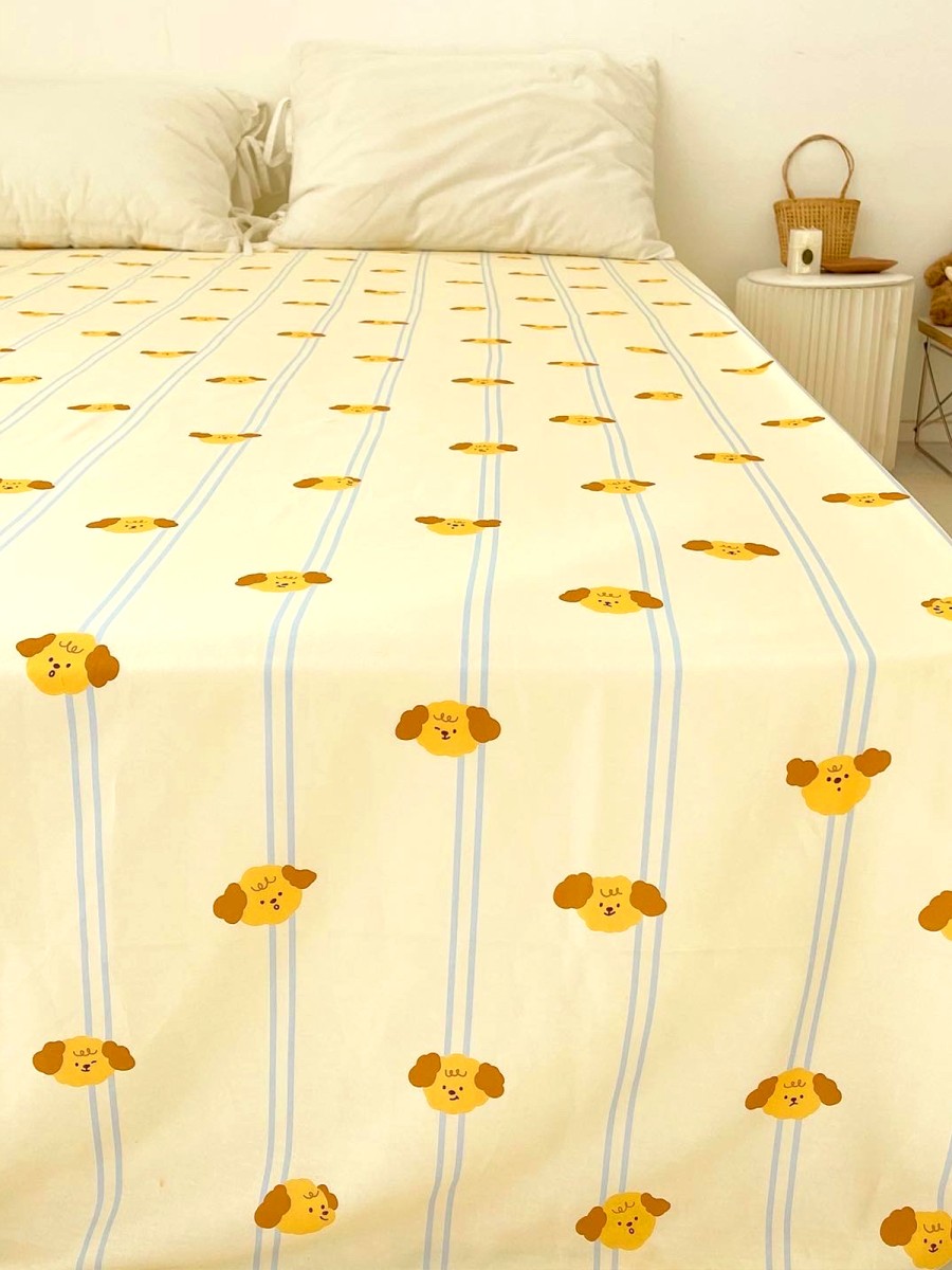 Striped Curly Haired Dog Print Bed Sheet - Image 4