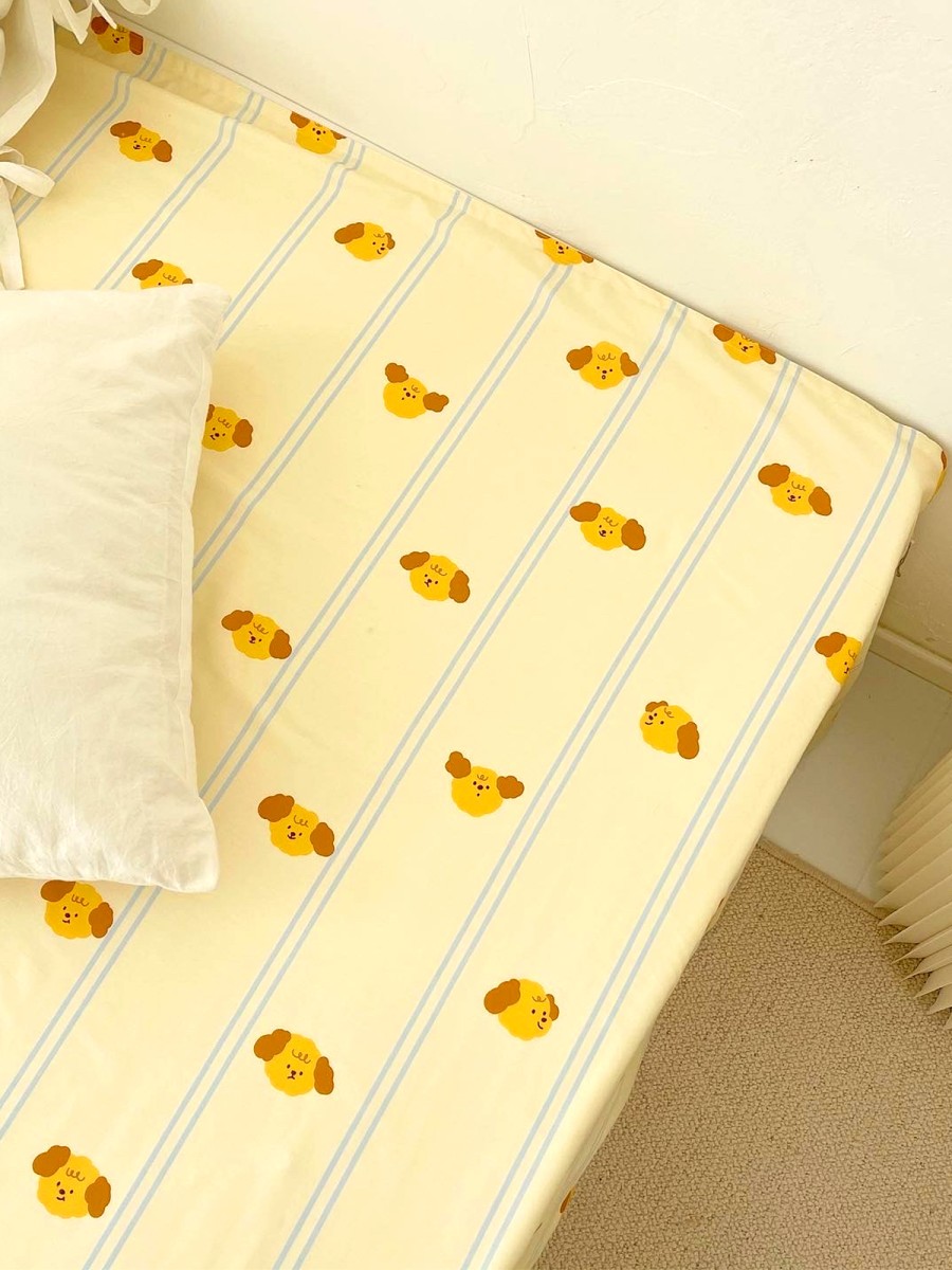 Striped Curly Haired Dog Print Bed Sheet - Image 5