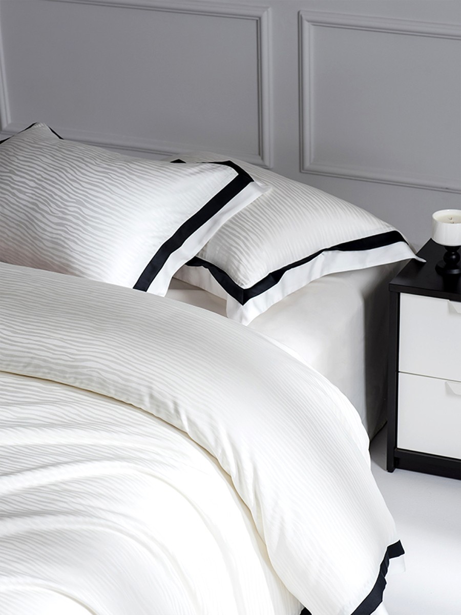 Premium Pure Cotton Bedding Set - Image 2