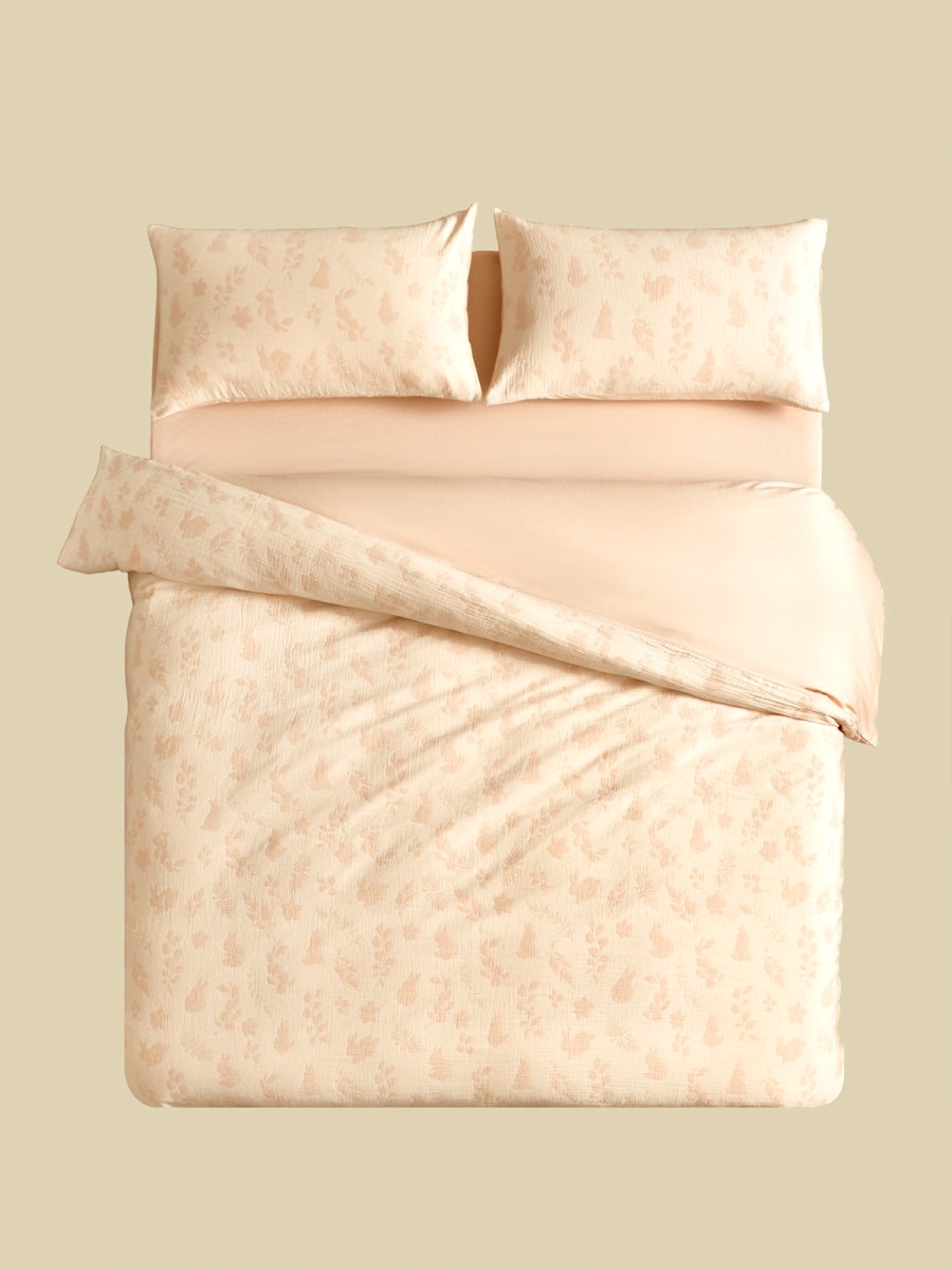 Double Layer Yarn Woven Four Piece Bedding Set - Image 5
