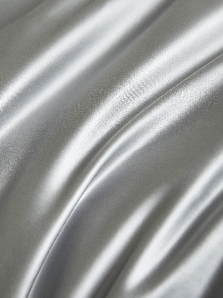 Wide band 100% Cotton Four Piece Bedding Set - Image 4