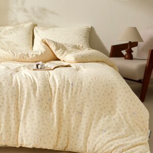 Insulating and Warm Cotton Quilt