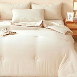 Fluffy and Soft Cotton Quilt