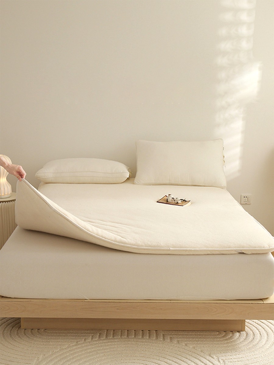 Long Staple Cotton Breathable Comforter - Image 3