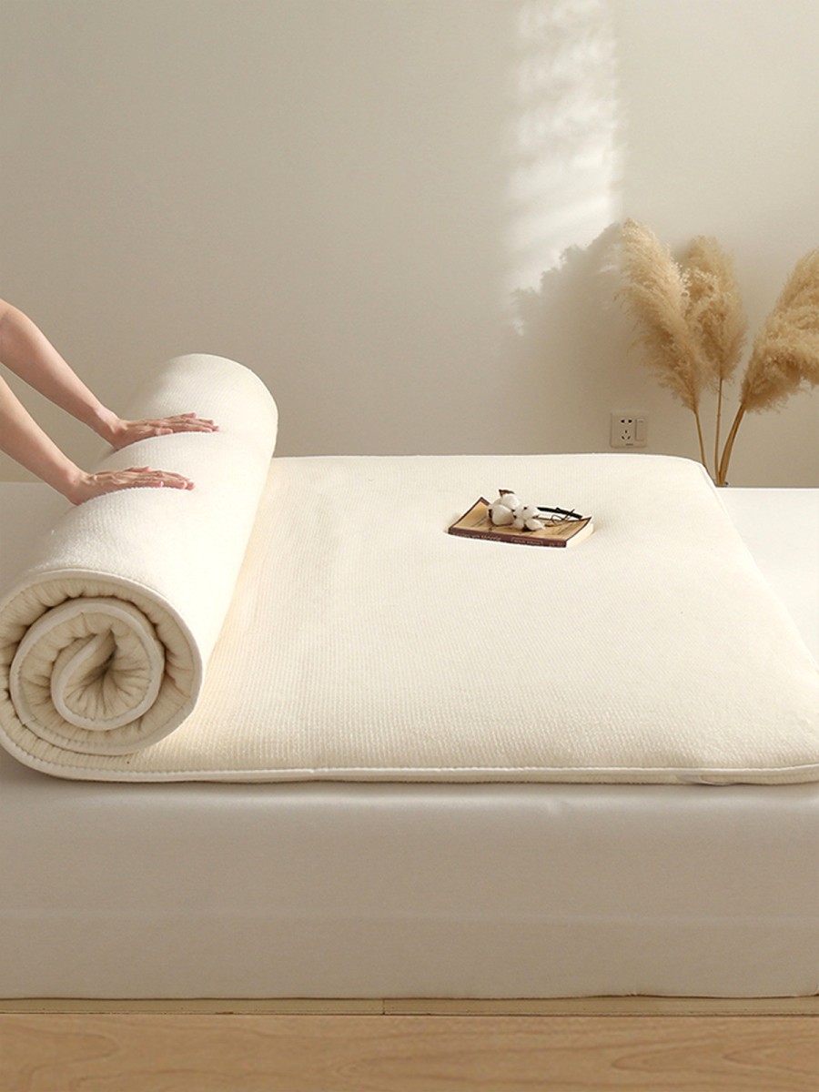 Long Staple Cotton Breathable Comforter - Image 4