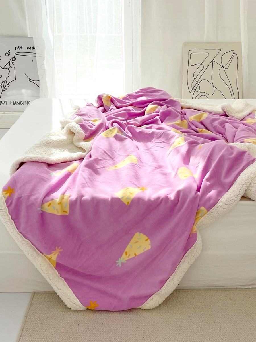 Birthday Hat Print Plush Blanket - Image 4