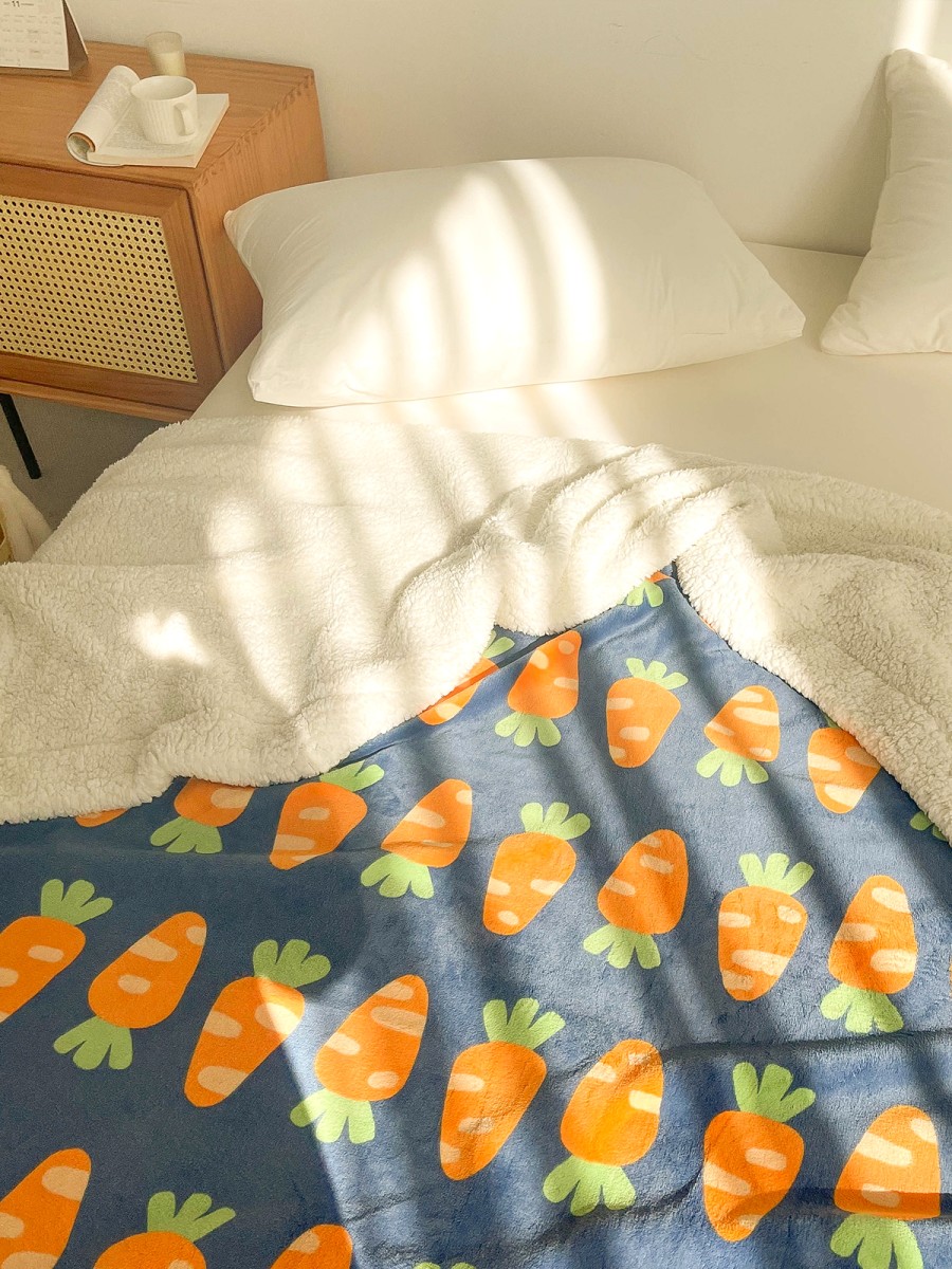 Cartoon Carrot Plush Blanket - Image 2