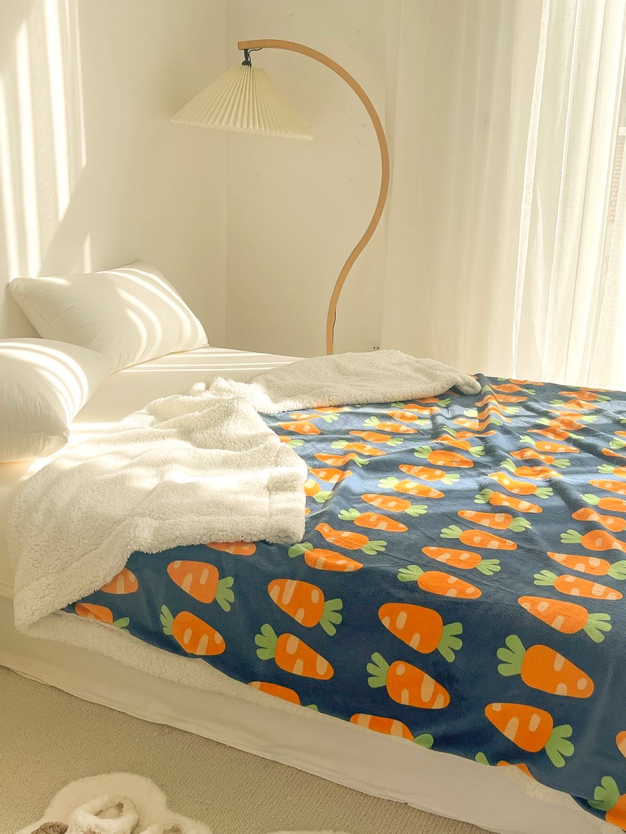 Cartoon Carrot Plush Blanket - Image 5