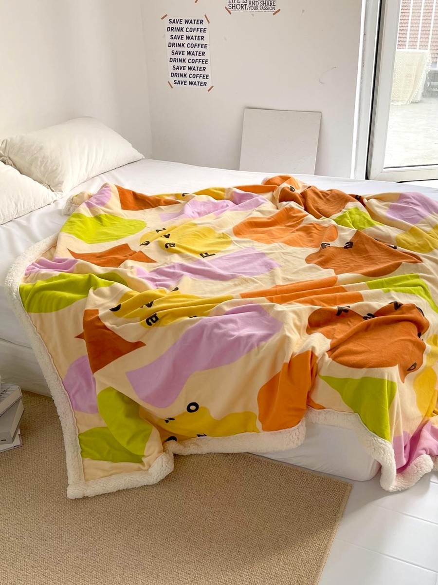 Irregular Color Blocked Lambswool Blanket - Image 4
