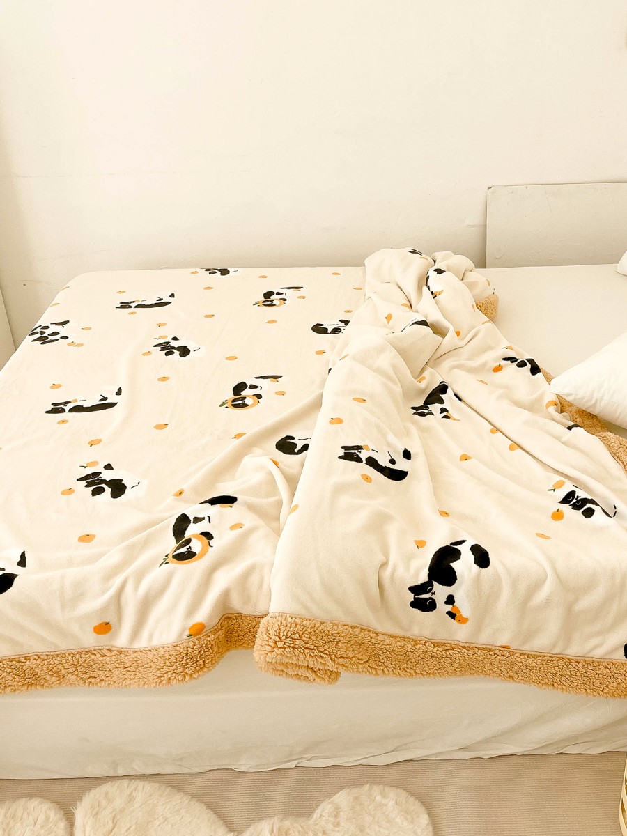 Soft and Comfortable Blanket - Image 5