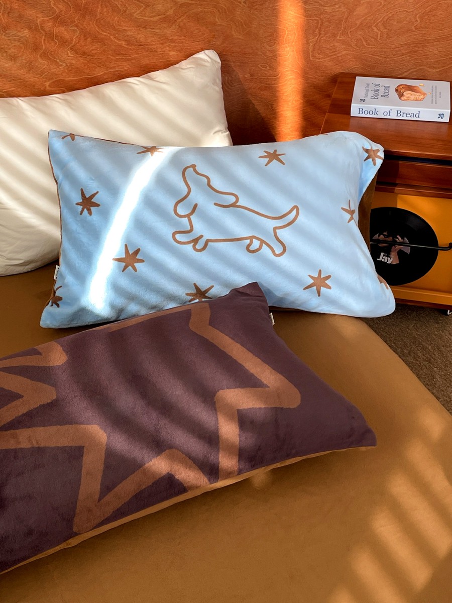 Retro Velvet Pillowcase - Image 3