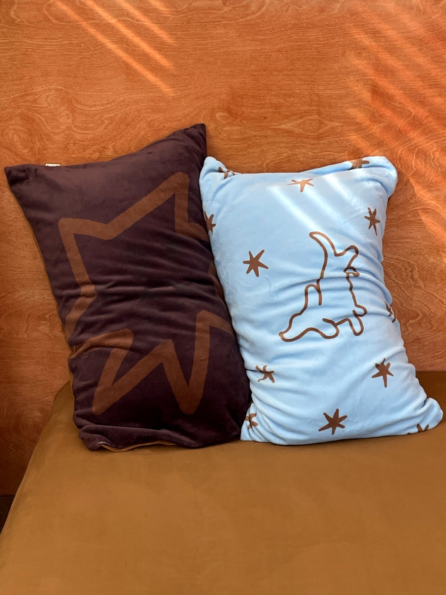 Retro Velvet Pillowcase - Image 4
