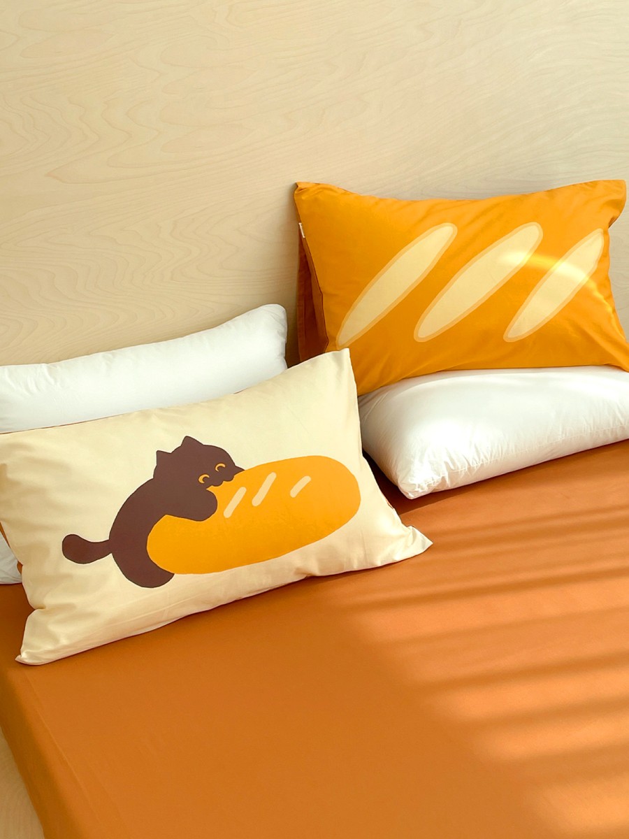 Bread Kitten Print Pillowcase - Image 3