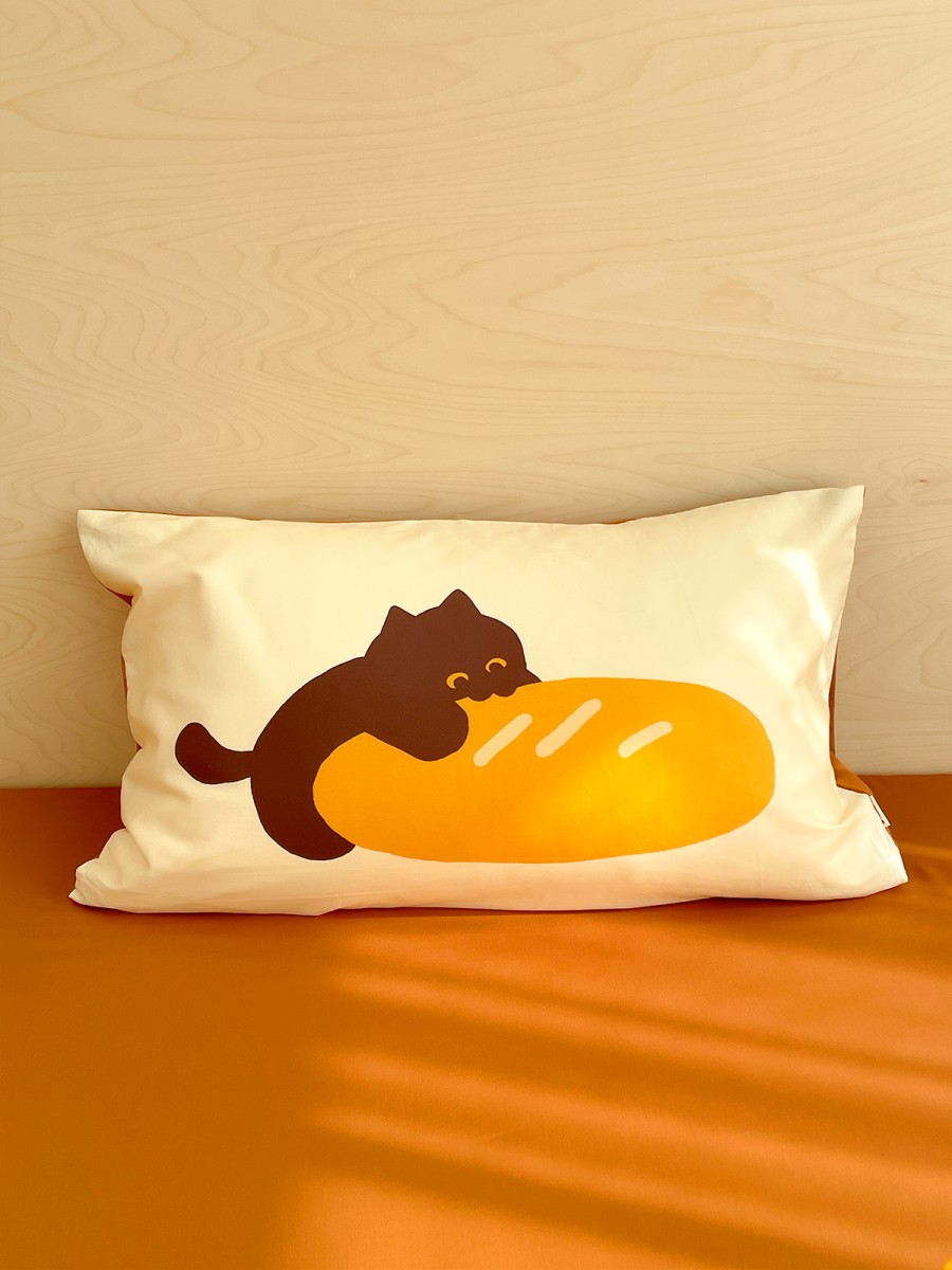 Bread Kitten Print Pillowcase - Image 4