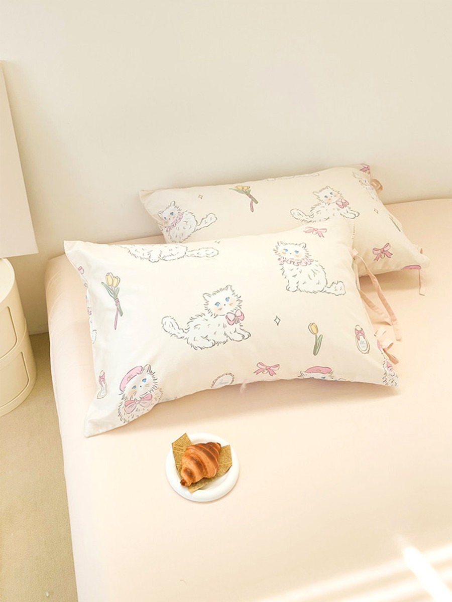 White Kitten Cotton Pillowcase - Image 4